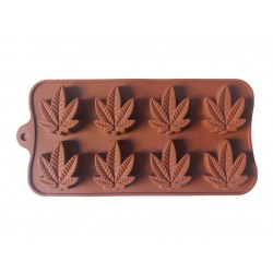 Forma silicon pentru ciocolata in forma de frunza, 8 cavitati, Maro, 21 cm, 462COF