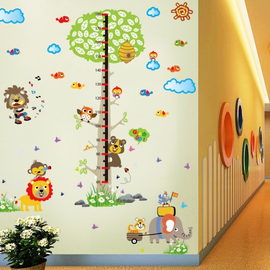 Sticker decorativ, masuratoare copacel cu animalute 143 cm, 70STK